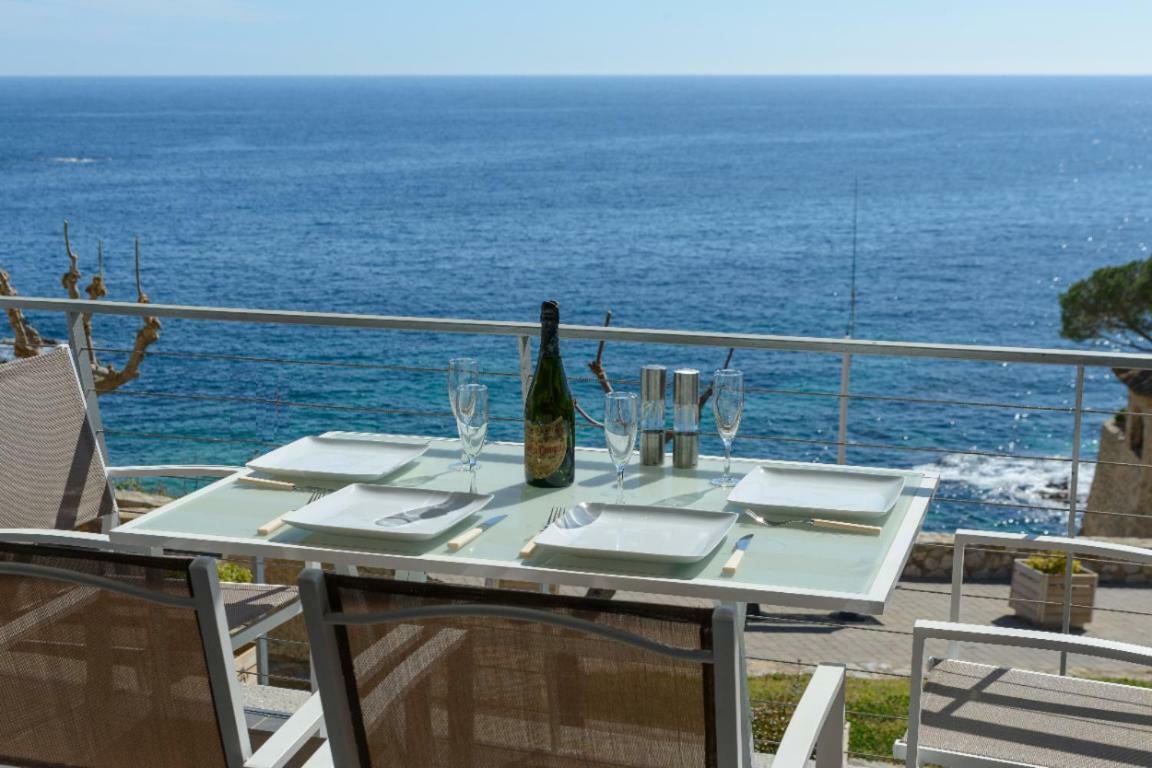 Apartamento Frente Al Mar En La Mejor Ubicacion De Calella Calella De Palafrugell Exterior foto